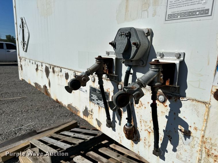 image for item NQ9321 2007 Nu Van NVSS-53102  side curtain trailer