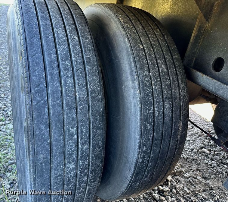 image for item NQ9321 2007 Nu Van NVSS-53102  side curtain trailer