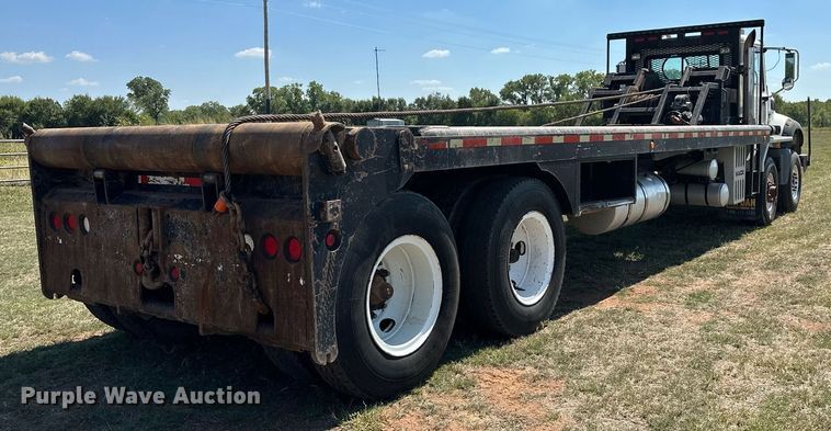 image for item NQ9339 2009 Mack GU713  winch truck