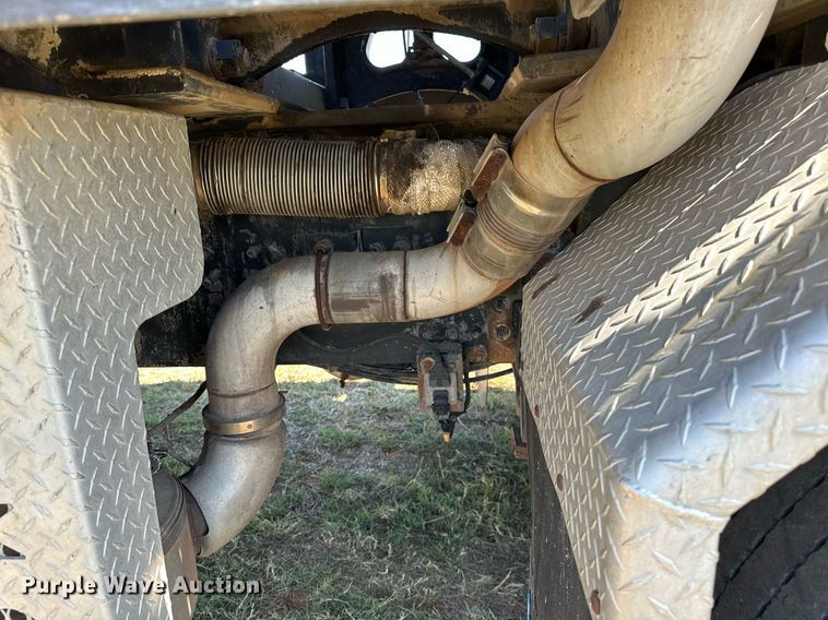 image for item NQ9339 2009 Mack GU713  winch truck