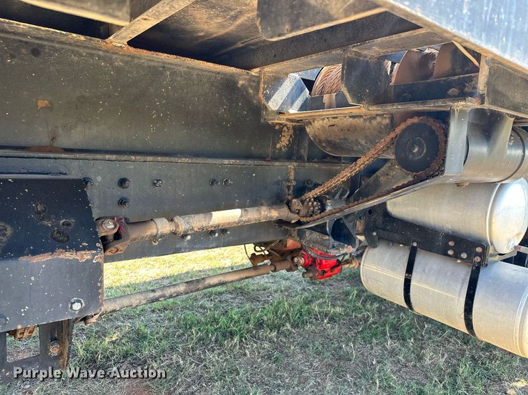 image for item NQ9339 2009 Mack GU713  winch truck