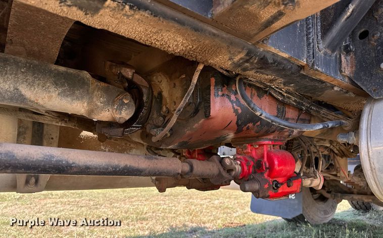 image for item NQ9339 2009 Mack GU713  winch truck