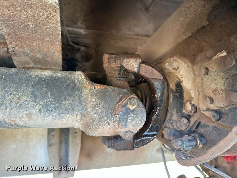 image for item NQ9339 2009 Mack GU713  winch truck