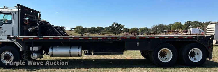 image for item NQ9339 2009 Mack GU713  winch truck