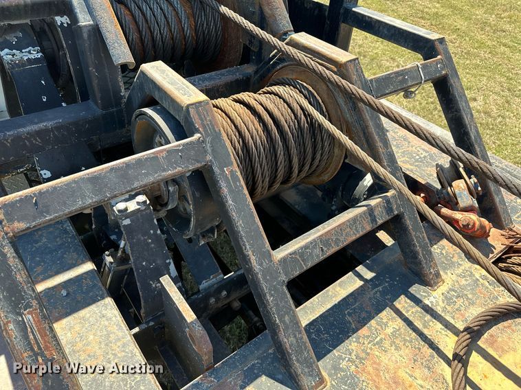 image for item NQ9339 2009 Mack GU713  winch truck