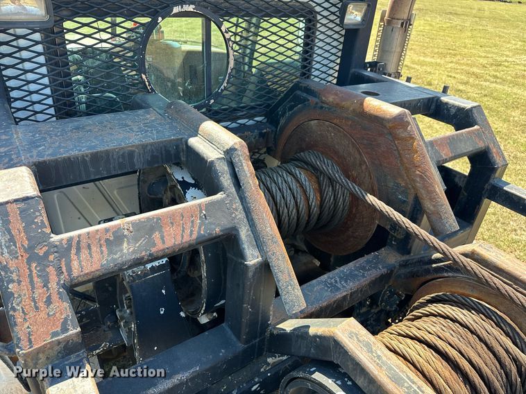 image for item NQ9339 2009 Mack GU713  winch truck