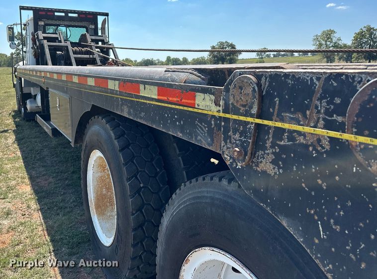 image for item NQ9339 2009 Mack GU713  winch truck