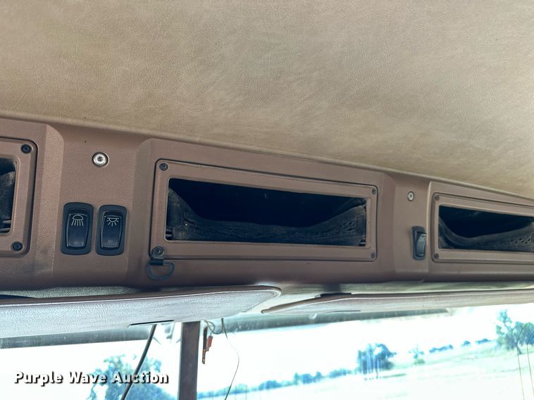 image for item NQ9339 2009 Mack GU713  winch truck