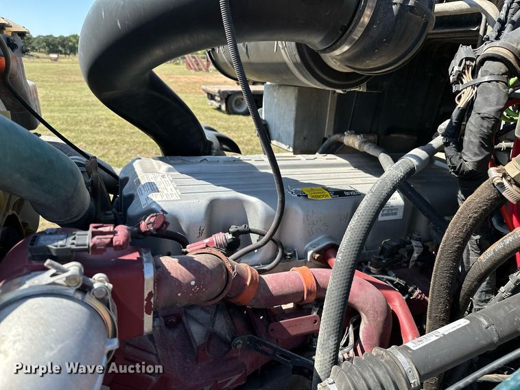 image for item NQ9339 2009 Mack GU713  winch truck