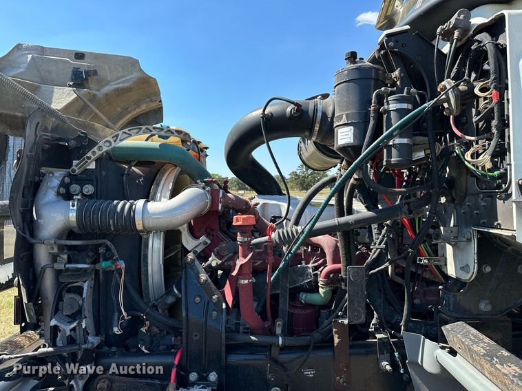 image for item NQ9339 2009 Mack GU713  winch truck