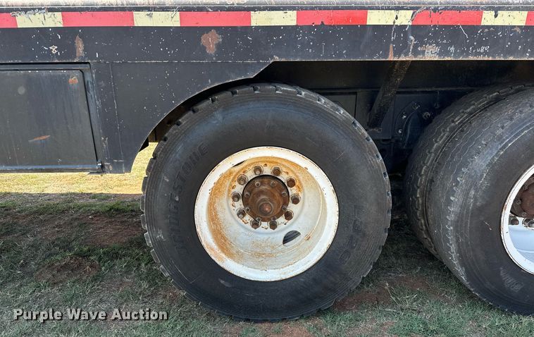 image for item NQ9339 2009 Mack GU713  winch truck