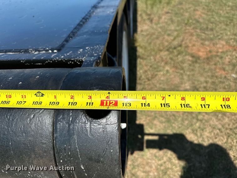 image for item NQ9340 2013 Wade Services  oilfield trailer