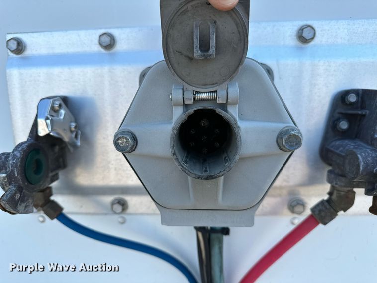 image for item NQ9345 2014 Great Dane CSE-1214-22053  dry van trailer