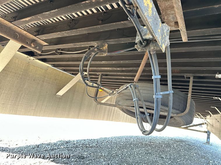 image for item NQ9345 2014 Great Dane CSE-1214-22053  dry van trailer