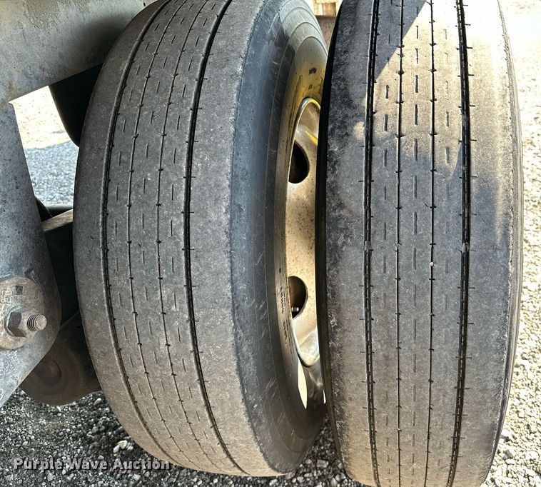 image for item NQ9345 2014 Great Dane CSE-1214-22053  dry van trailer