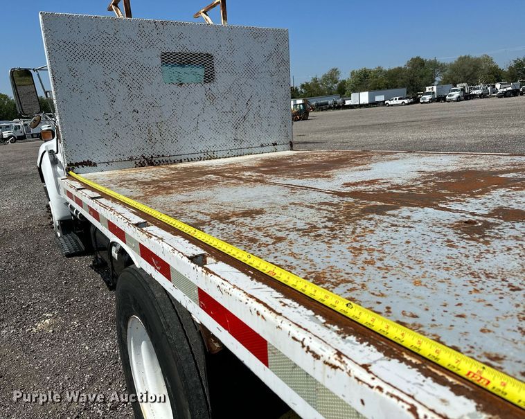 image for item NQ9353 2007 Ford F650 Super Duty  flatbed truck