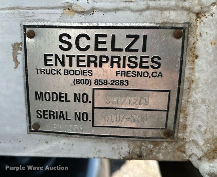 image for item NQ9353 2007 Ford F650 Super Duty  flatbed truck