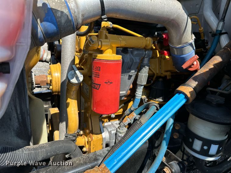 image for item NQ9353 2007 Ford F650 Super Duty  flatbed truck