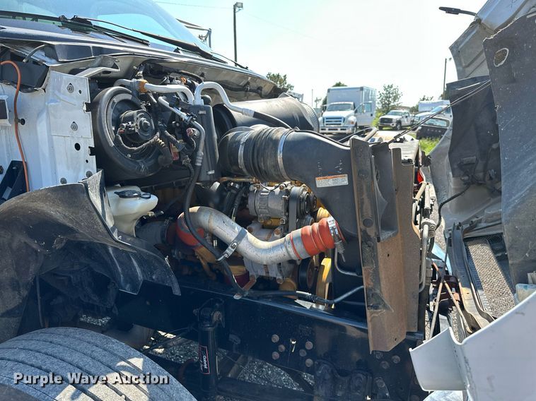 image for item NQ9353 2007 Ford F650 Super Duty  flatbed truck