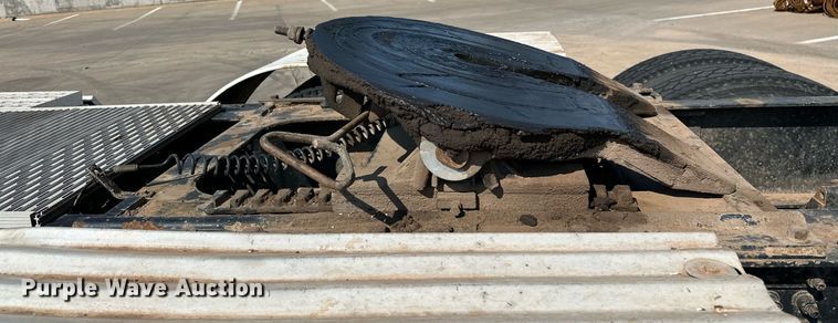 image for item NQ9362 2006 Mack CHN613  semi truck