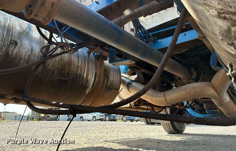 image for item NQ9363 1995 Peterbilt 379  semi truck