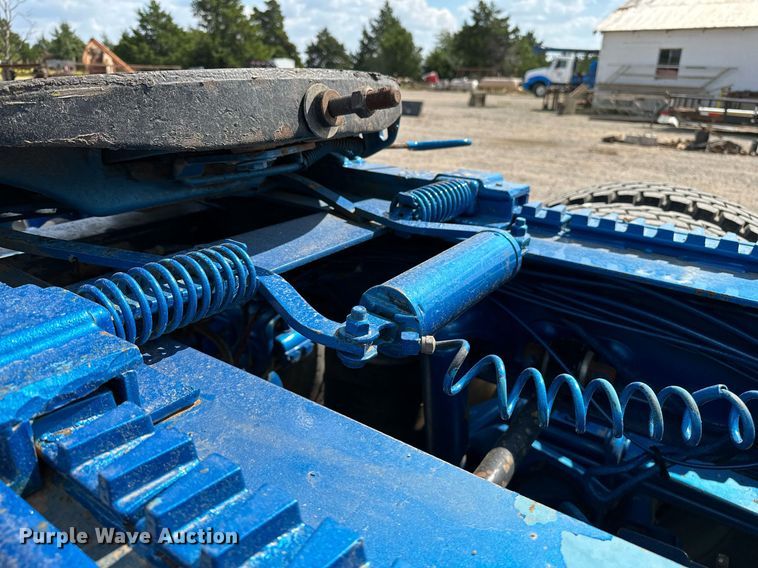 image for item NQ9363 1995 Peterbilt 379  semi truck