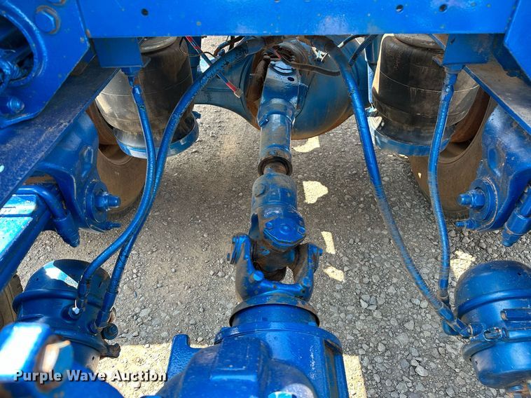 image for item NQ9363 1995 Peterbilt 379  semi truck