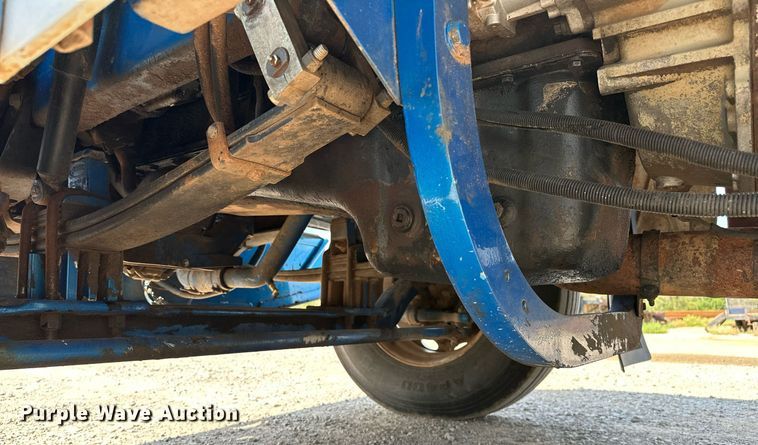 image for item NQ9363 1995 Peterbilt 379  semi truck