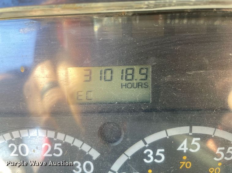 image for item NX9772 2006 Freightliner Columbia  semi truck