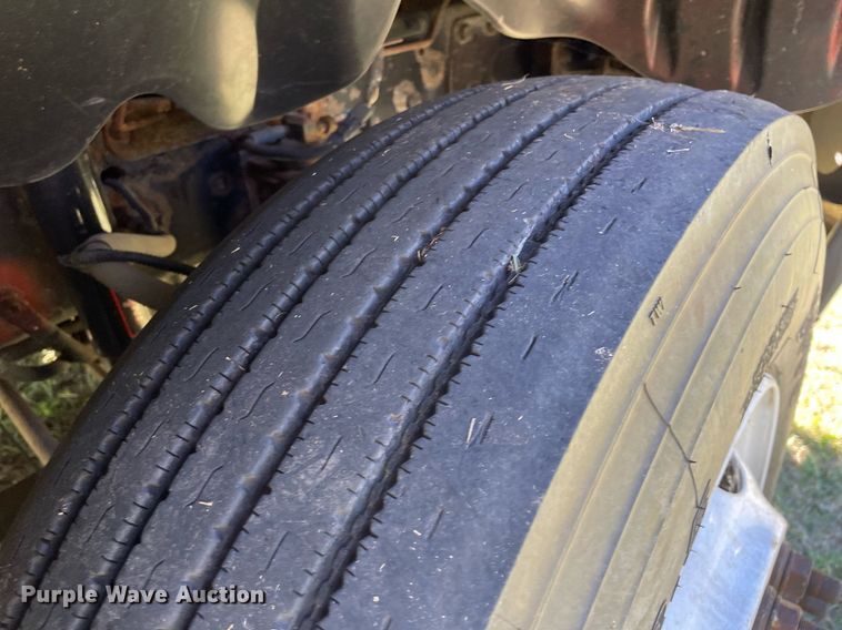 image for item NX9772 2006 Freightliner Columbia  semi truck