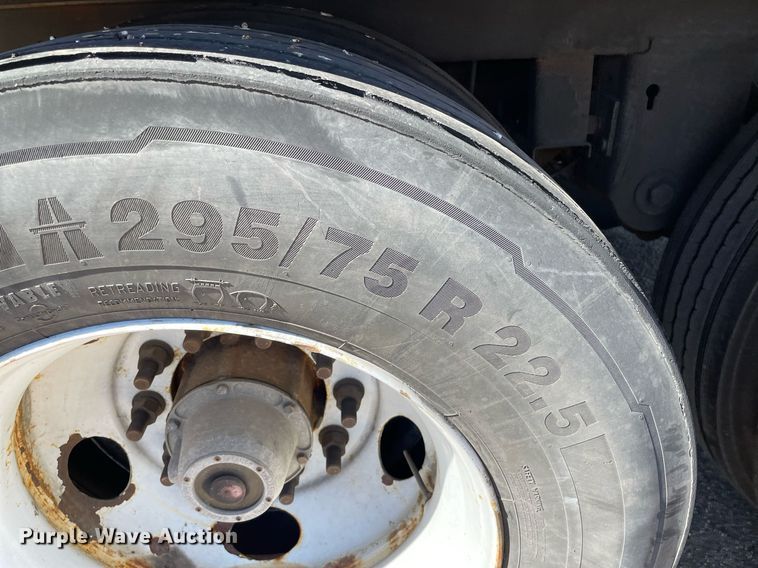 image for item NX9778 2007 Wabash  refrigerated van trailer