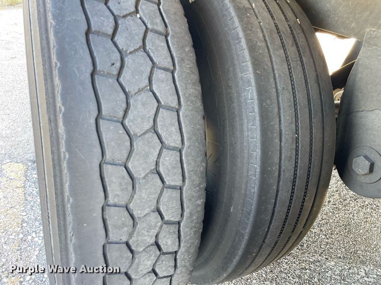 image for item NX9778 2007 Wabash  refrigerated van trailer