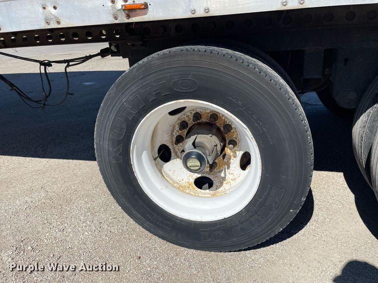 image for item NX9779 2007 Wabash  refrigerated van trailer