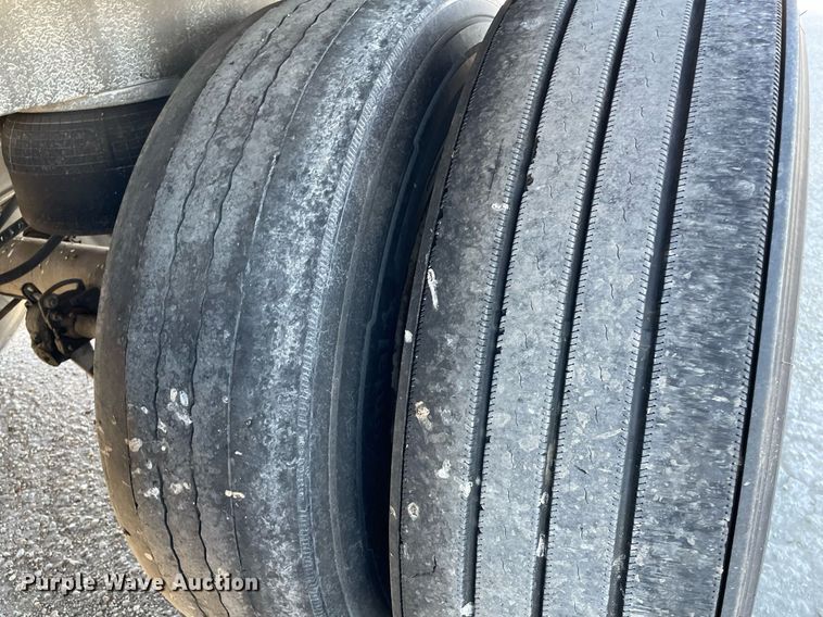 image for item NX9779 2007 Wabash  refrigerated van trailer