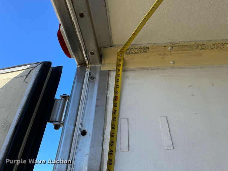 image for item NX9780 2006 Grate Dane 7811TZ 1A  refrigerated van trailer