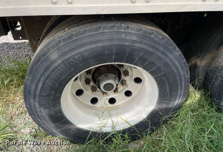 image for item NX9780 2006 Grate Dane 7811TZ 1A  refrigerated van trailer