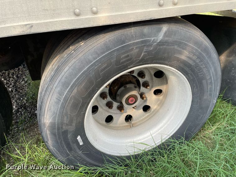 image for item NX9780 2006 Grate Dane 7811TZ 1A  refrigerated van trailer