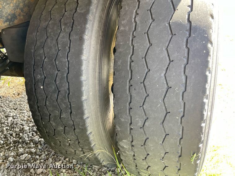 image for item NX9780 2006 Grate Dane 7811TZ 1A  refrigerated van trailer