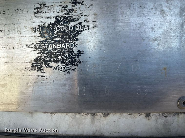 image for item NX9780 2006 Grate Dane 7811TZ 1A  refrigerated van trailer