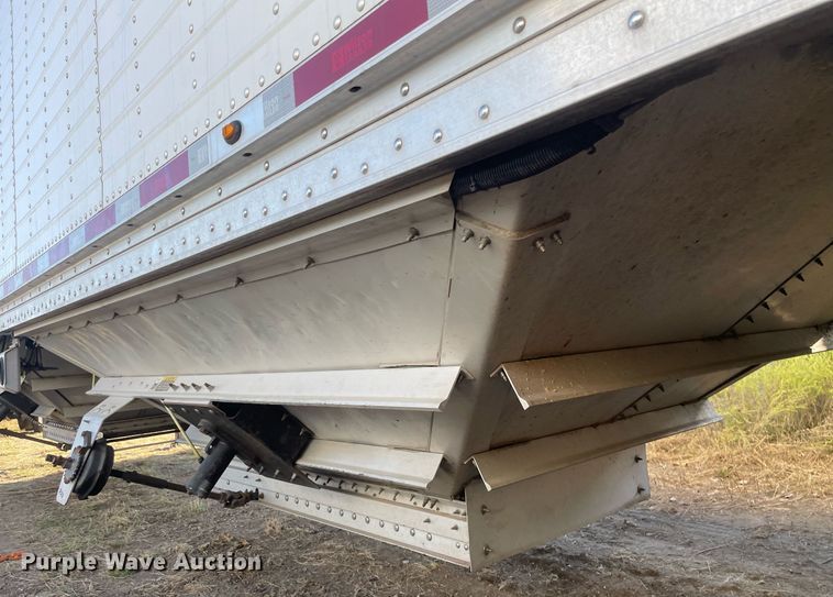 image for item NX9802 2017 Wilson DWH-650  grain trailer