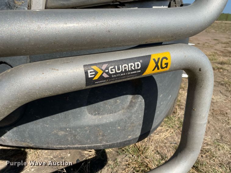 image for item NX9803 2014 Freightliner Cascadia  semi truck