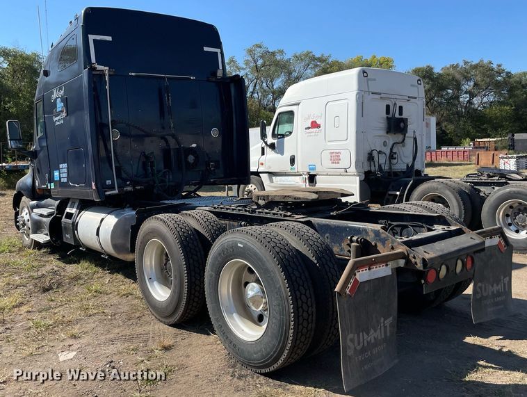 image for item NX9804 2010 Kenworth T2000  semi truck