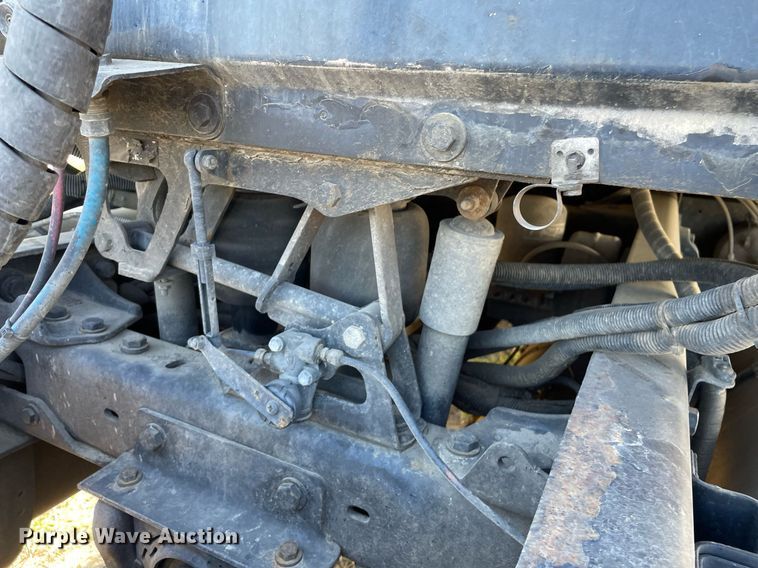 image for item NX9804 2010 Kenworth T2000  semi truck