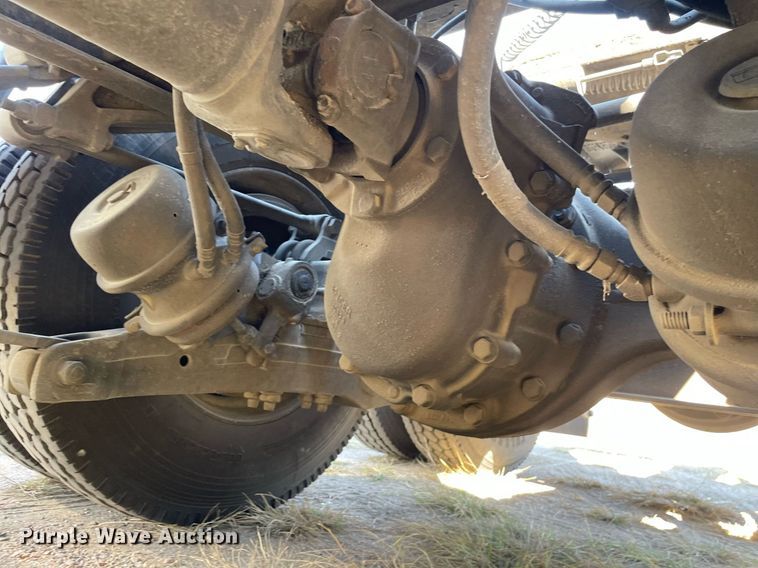 image for item NX9804 2010 Kenworth T2000  semi truck