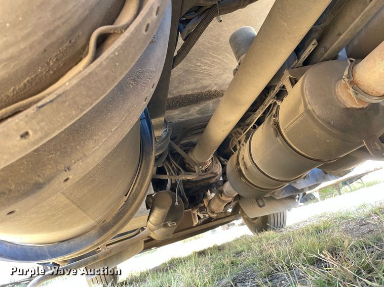 image for item NX9804 2010 Kenworth T2000  semi truck