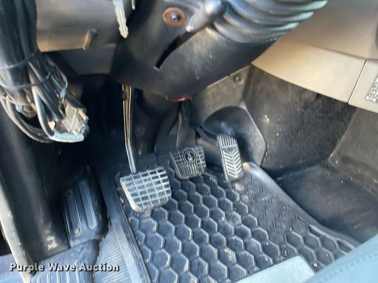 image for item NX9804 2010 Kenworth T2000  semi truck