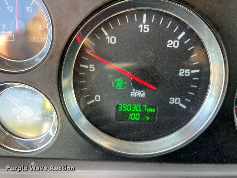 image for item NX9804 2010 Kenworth T2000  semi truck