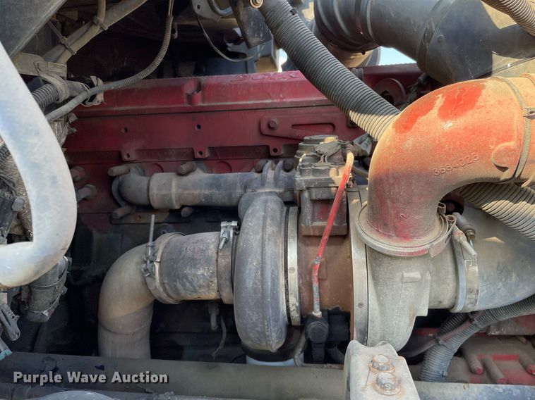 image for item NX9804 2010 Kenworth T2000  semi truck