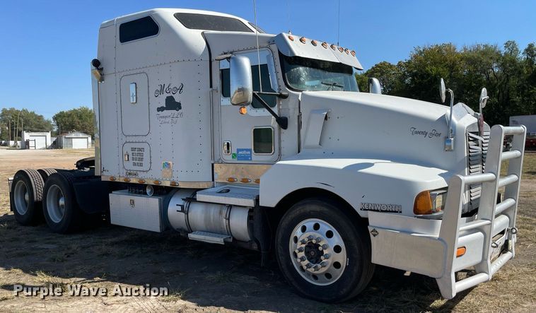 image for item NX9806 2006 Kenworth T600  semi truck