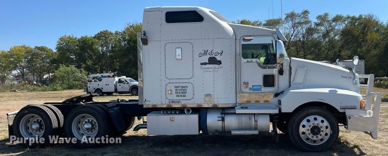 image for item NX9806 2006 Kenworth T600  semi truck